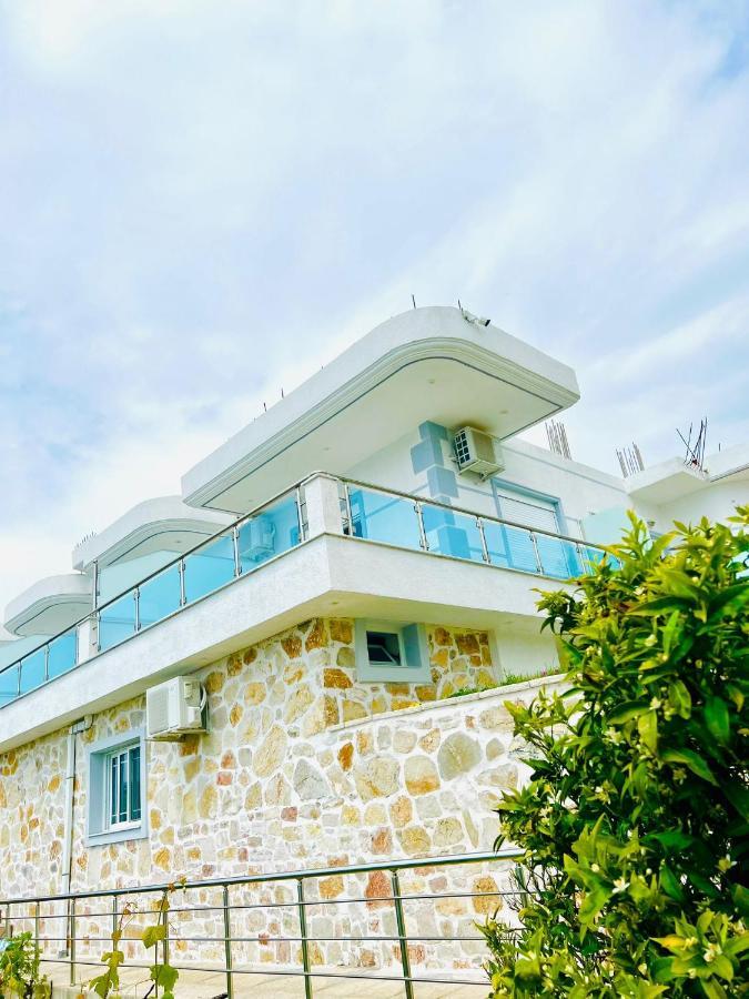 Mistral Inn Химара Экстерьер фото